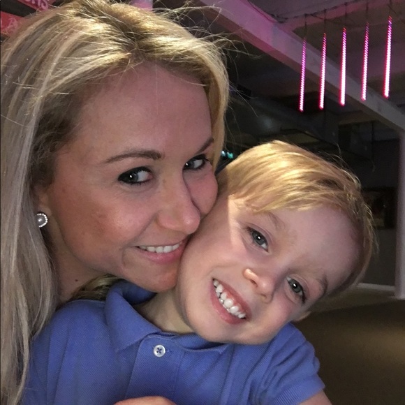 Meet your Posher, Megan - Picture 4 of 7